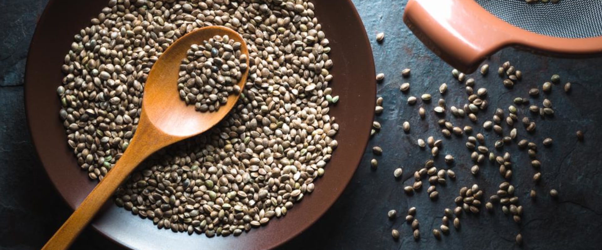 How Much Hemp Seeds Should You Eat in a Day?